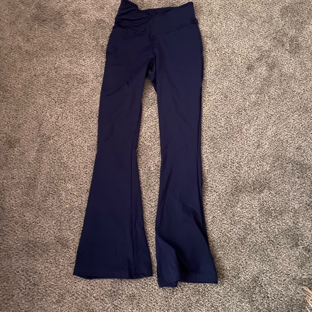 navy blue flare leggings